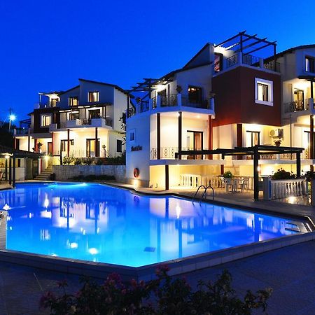 Antilia Apartments Tavronitis Eksteriør bilde